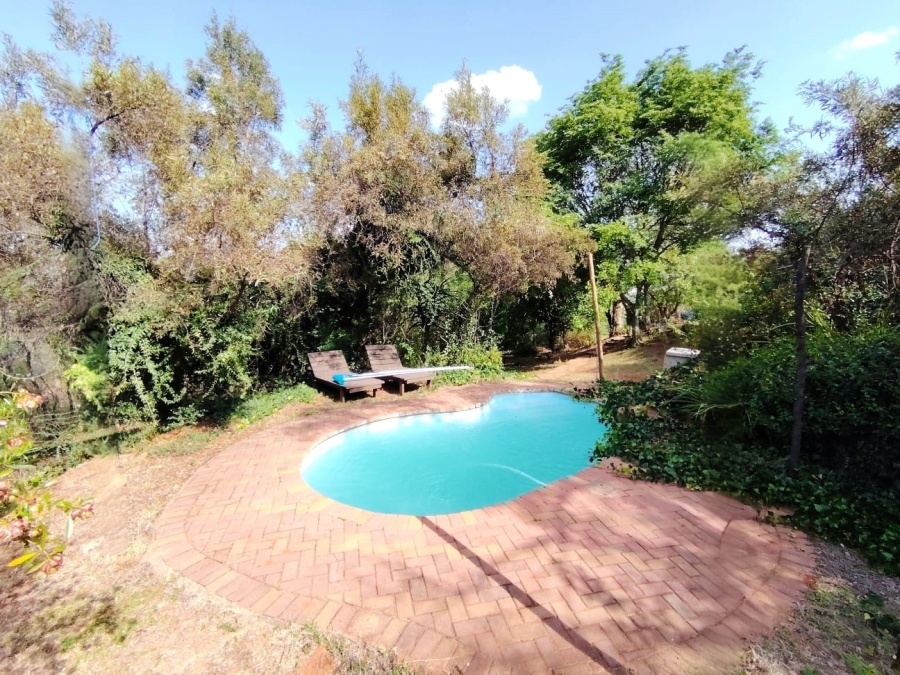 Commercial Property for Sale in Broederstroom North West